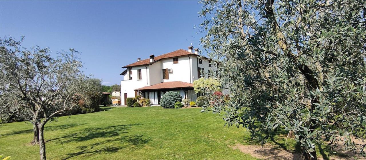 Bed And Breakfast Erilla Centenaro Luaran gambar