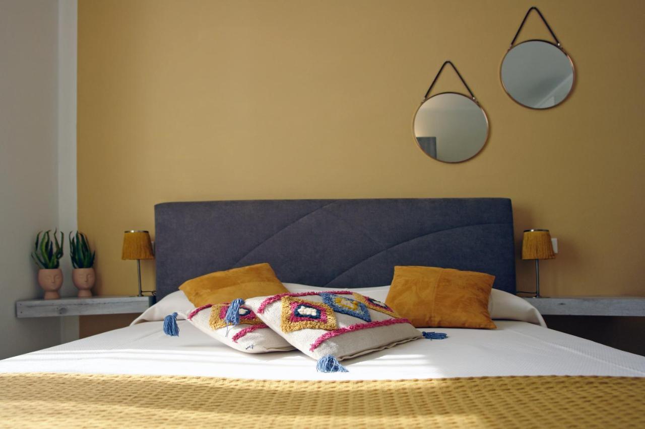 Bed And Breakfast Erilla Centenaro Luaran gambar